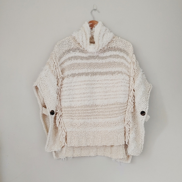 Anthropologie Marilyn Knit Poncho Sweater Fringe Size Medium / Large Cream - Picture 3 of 16